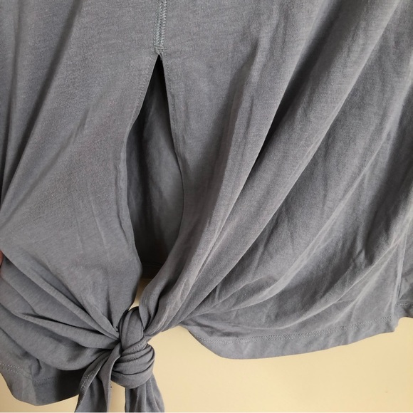 Roots T-shirt Women’s large - Picture 5 of 5